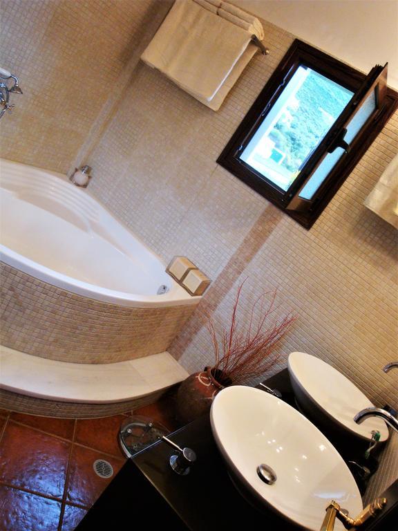 Waterfront Mediterranean Villa Skroponeria Экстерьер фото